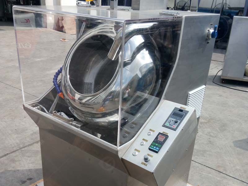 Chocolate panning machine with dust extraction system