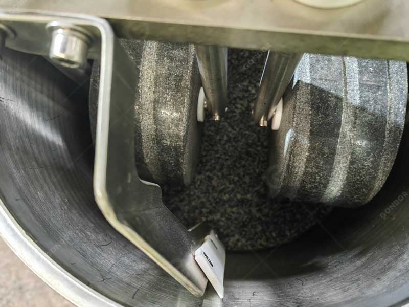 Commercial Chocolate Grinder Machine for High-Volume Cocoa Processing