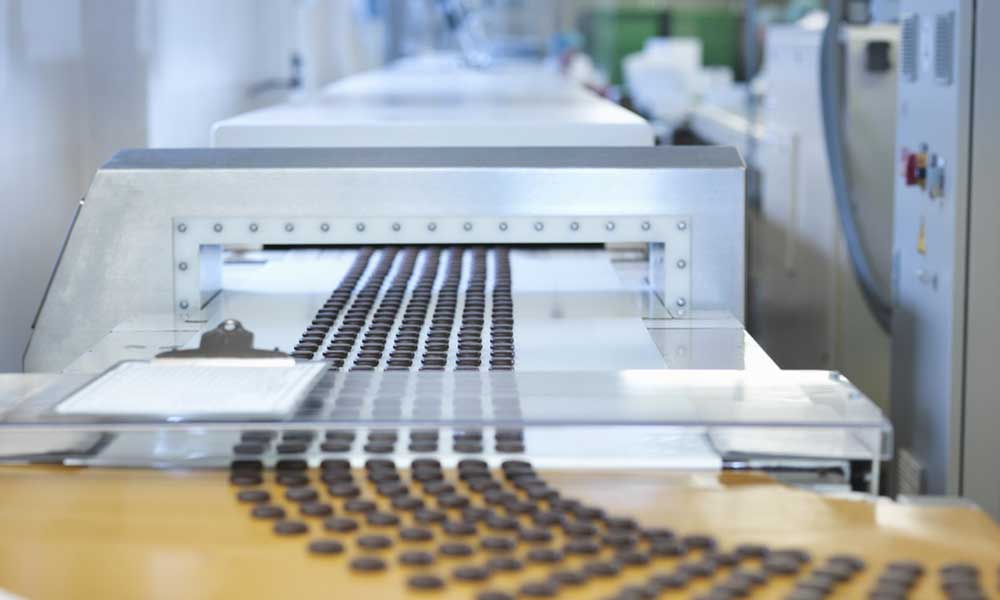 high - precision chocolate tempering equipment with digital controls