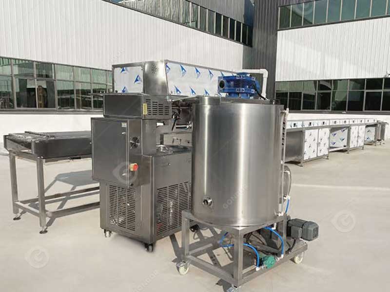 Automatic chocolate enrober with tempering system price 2025