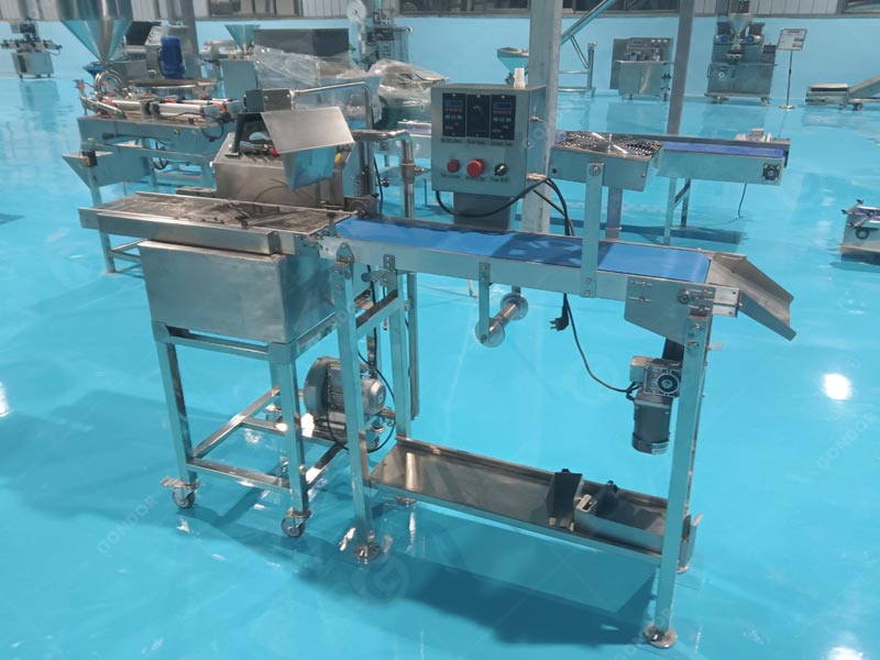 Customizable chocolate production machine to meet specific product requirements