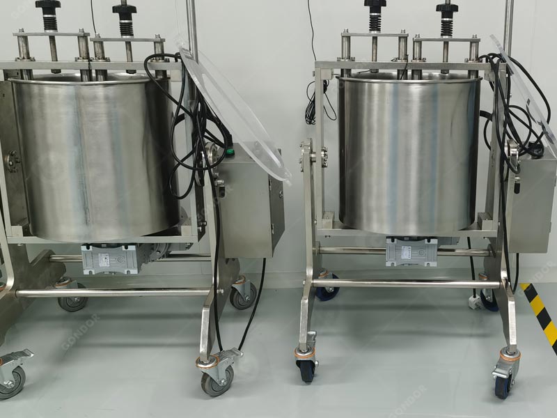 High - efficiency chocolate making machine for commercial use
