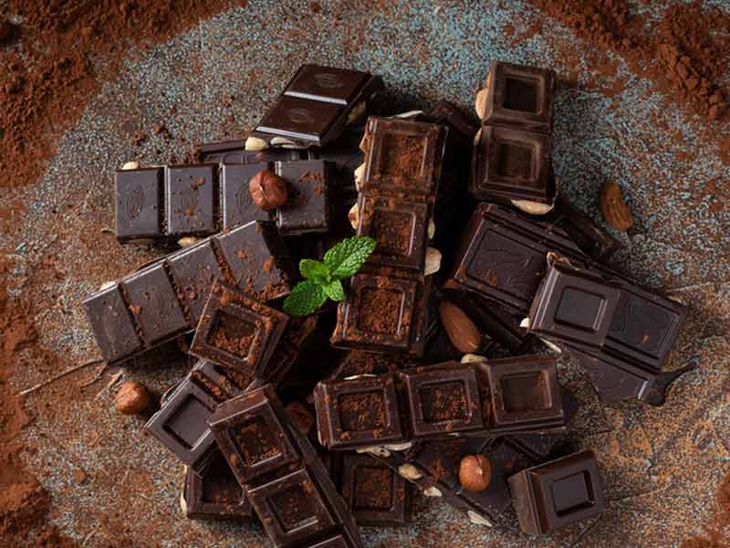 Step-by-Step Dark Chocolate Making Process from Cocoa Nibs