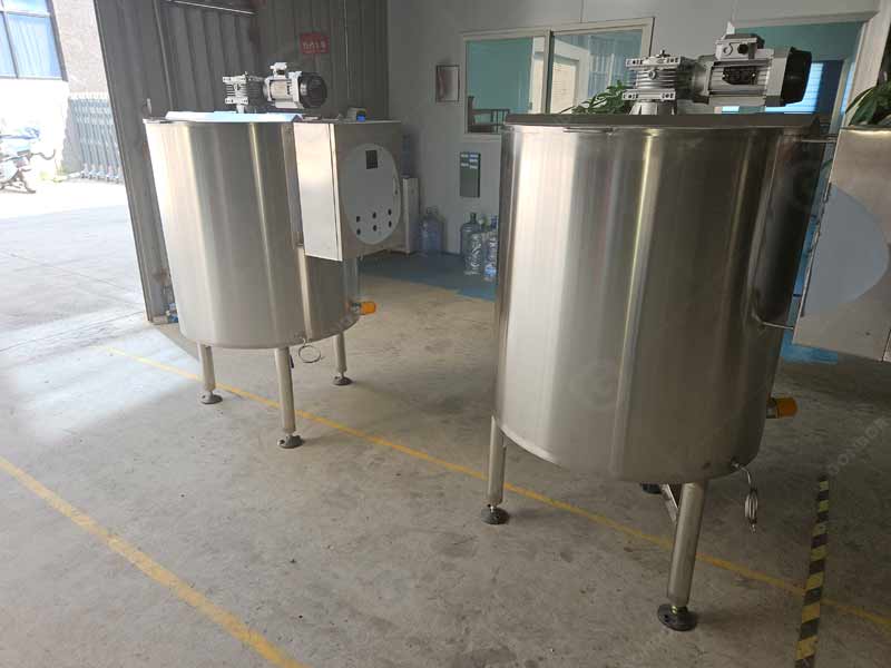 high - capacity industrial chocolate melting machine