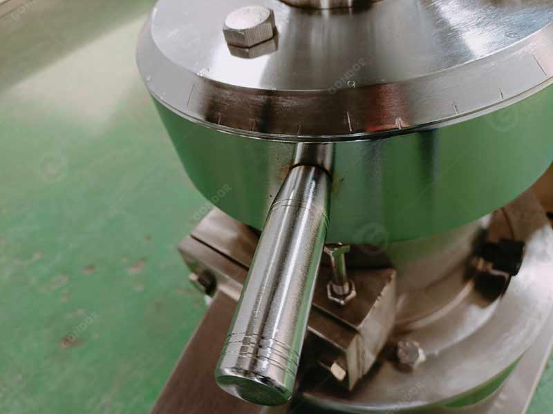 Maintenance tips for electric cocoa bean grinder