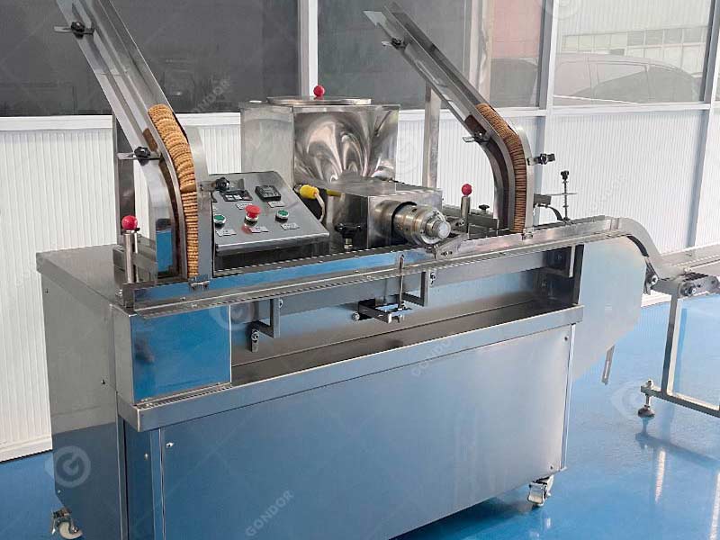 Macchina per realizzare panini per biscotti completamente automatica per farcitura di crema