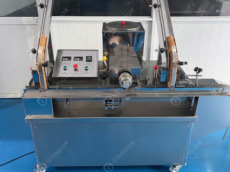 Machine à sandwicher les biscuits